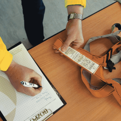 Inspección y certificación de equipos para trabajos en alturas Inspección y certificación de equipos para trabajos en alturas